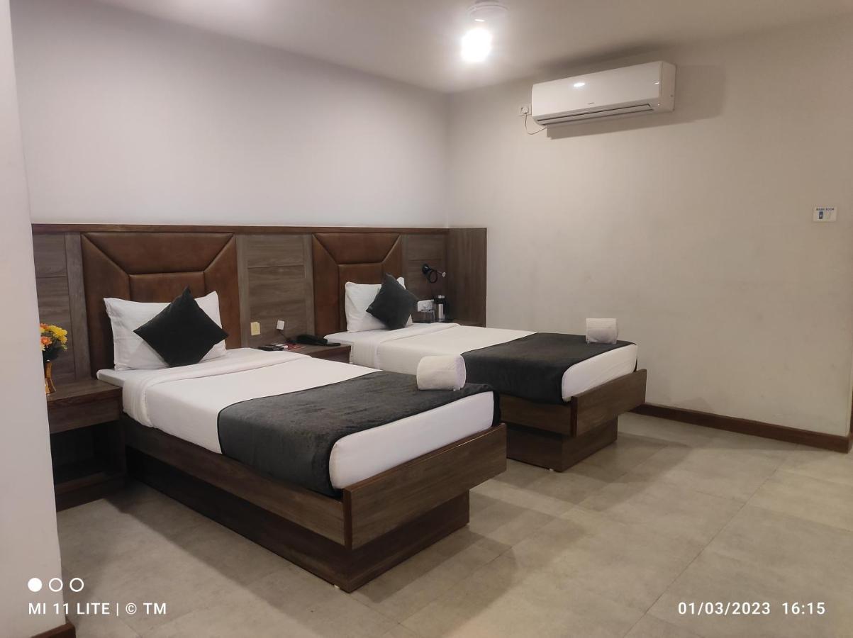 Hotel K79 Jamshedpur Zewnętrze zdjęcie