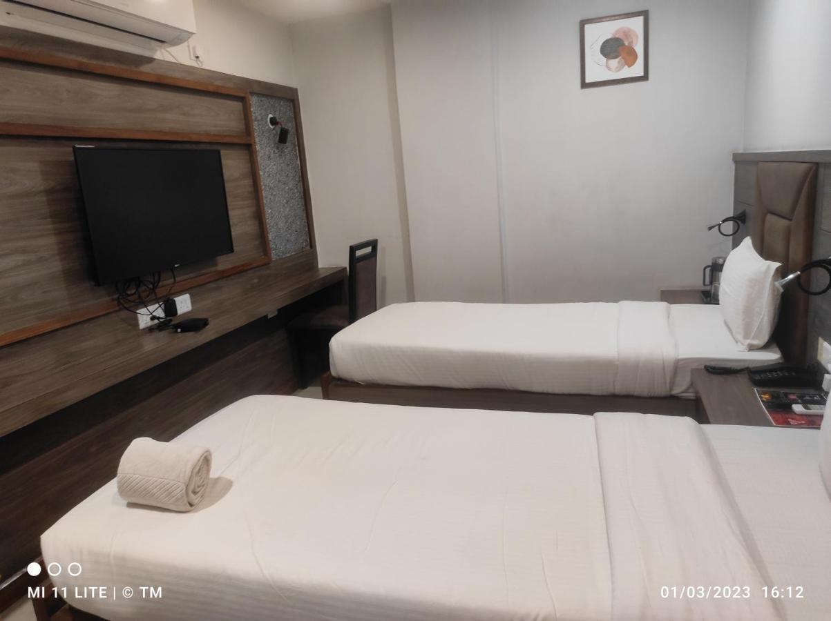 Hotel K79 Jamshedpur Zewnętrze zdjęcie