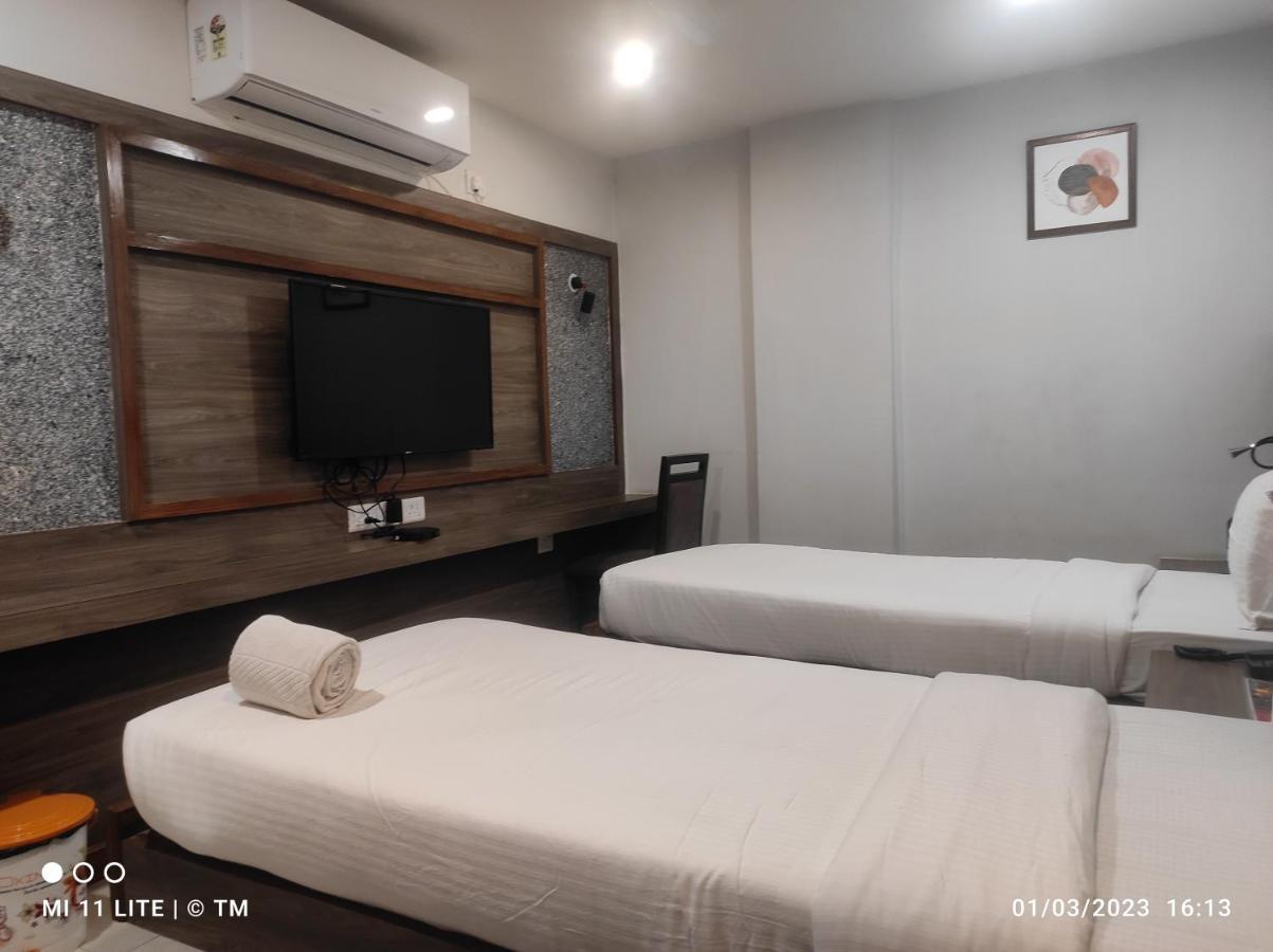 Hotel K79 Jamshedpur Zewnętrze zdjęcie